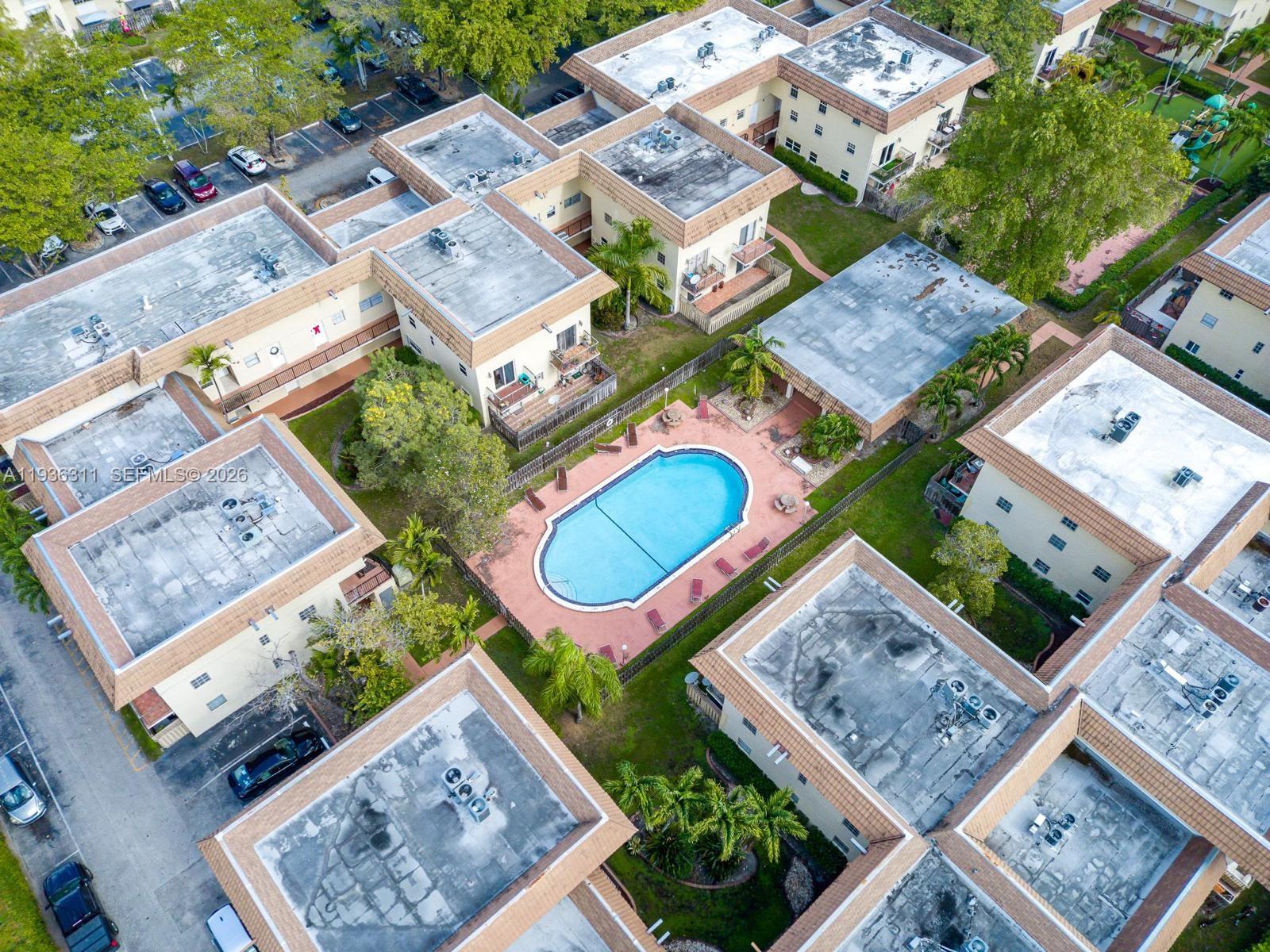 COURTYARDS AT KENDALL CON - Residential