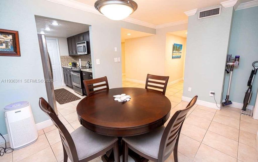 Excellent location for this apartment on 88th Street (Kendall Dr), just minutes from hospitals, restaurants, shopping centers, and major expressways. The unit features 2 comfortable bedrooms and 1 bathroom, spacious living and dining areas, and a remodeled kitchen. It is in excellent condition and includes a private outdoor patio space for added comfort. Ideal for investors, offering strong rental potential due to its prime location and high-demand area. Community amenities include a swimming pool and children’s playground, making it attractive for both tenants and end users.