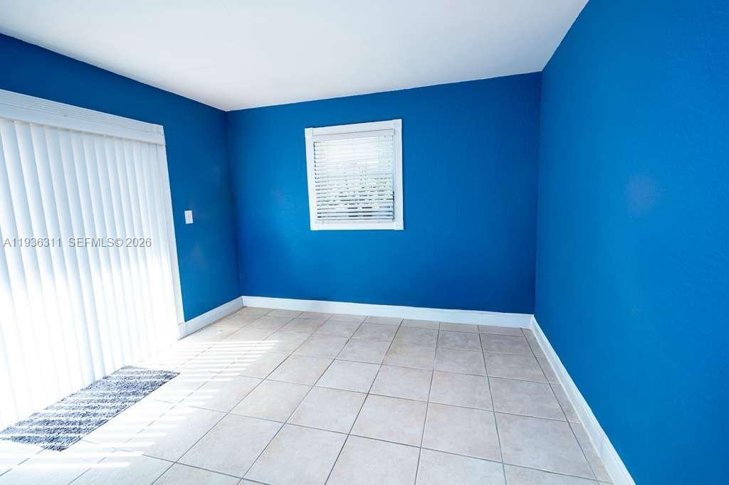 COURTYARDS AT KENDALL CON - Residential