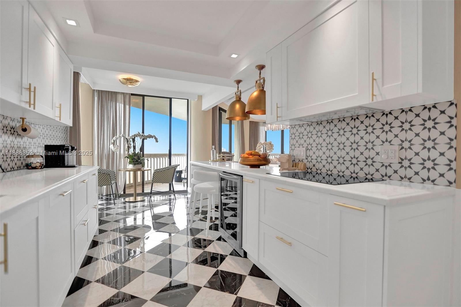 2000 ISL BLVD WILLIAMS IS - Residential