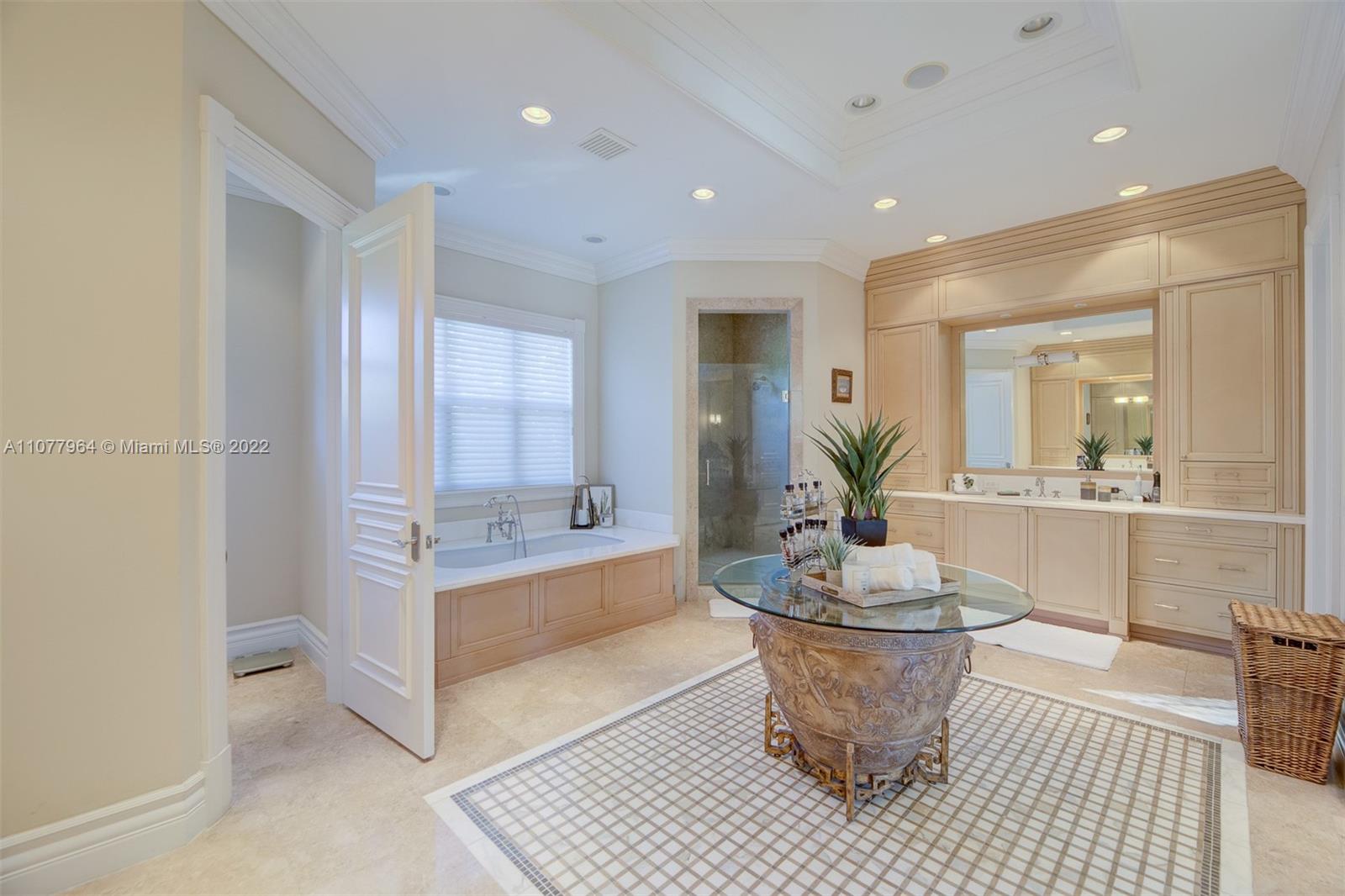 ROLLINGWOOD ESTATES - Residential