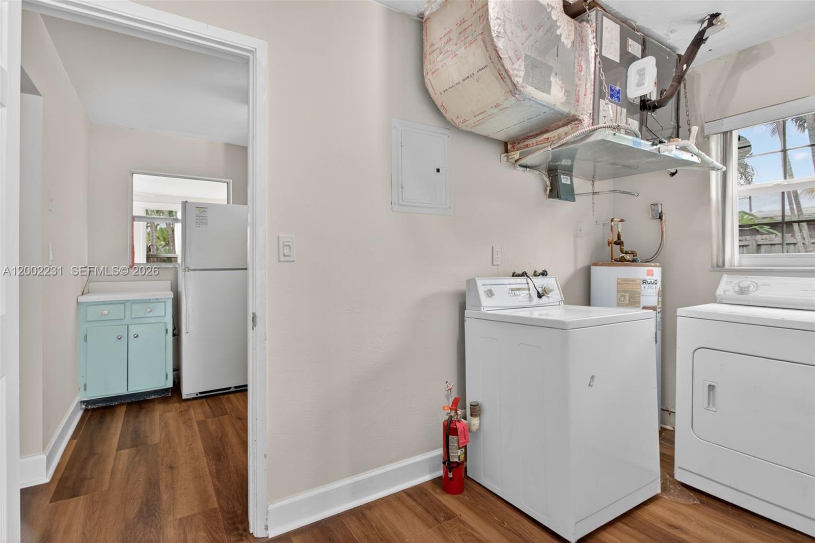 MEADOWBROOK - Residential