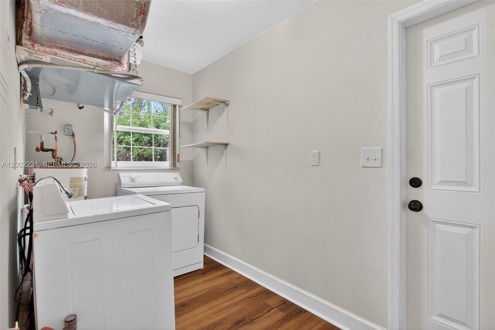 MEADOWBROOK - Residential