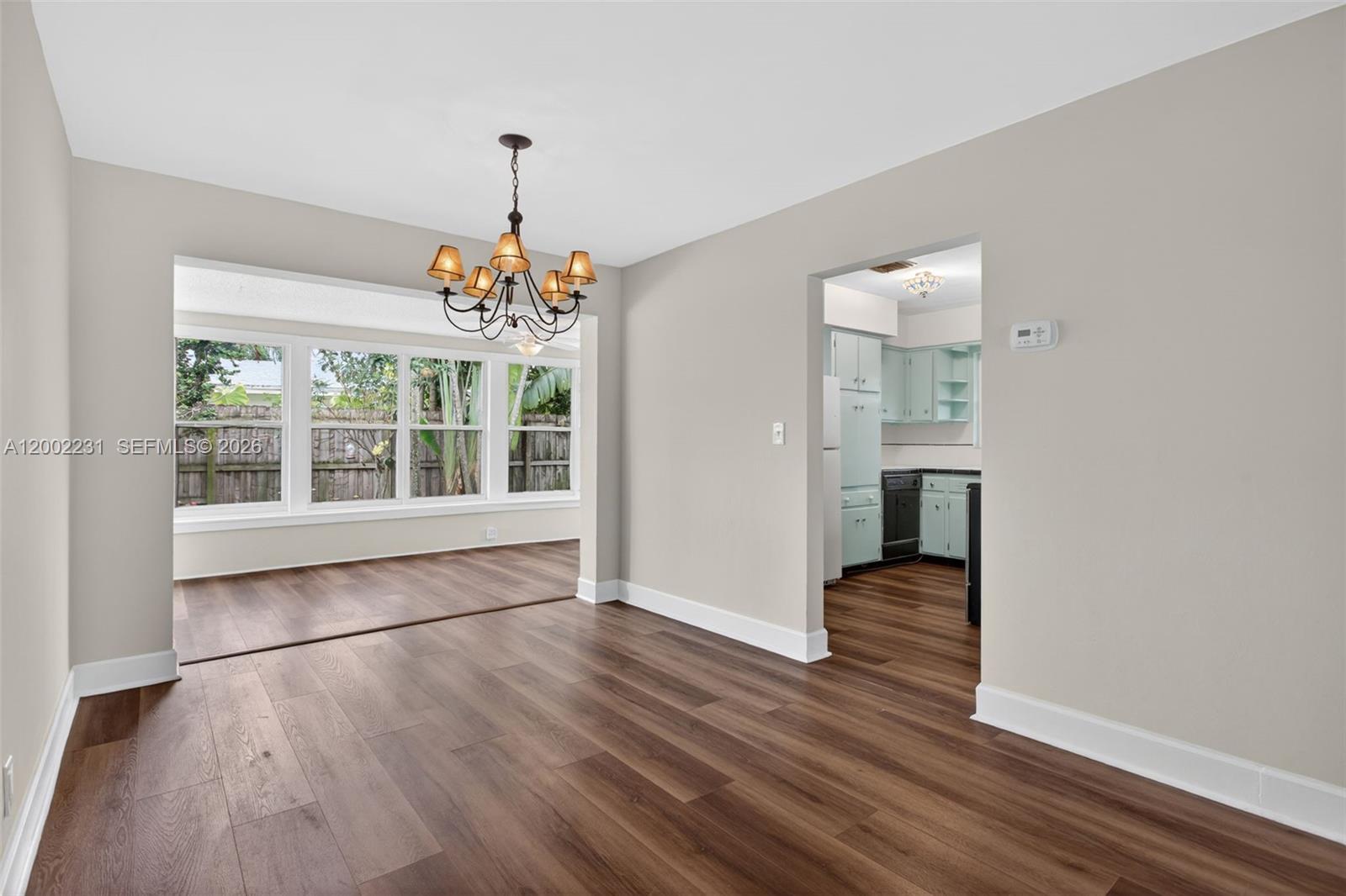 MEADOWBROOK - Residential