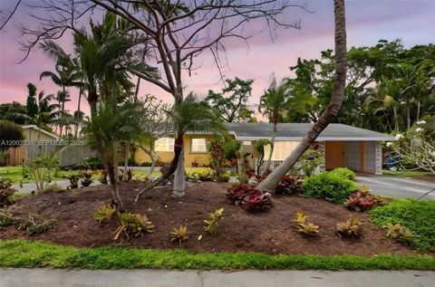 Photo of 408 NW 21st St, Wilton Manors, FL 33311 (MLS # A12002231)