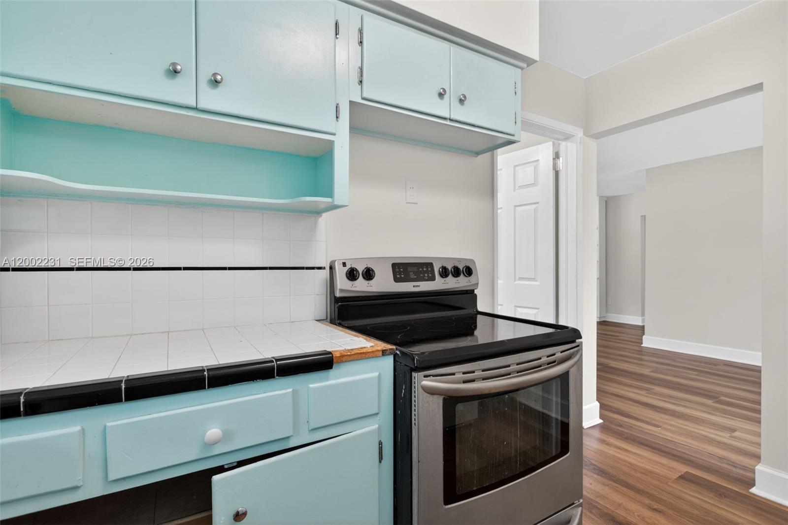 MEADOWBROOK - Residential