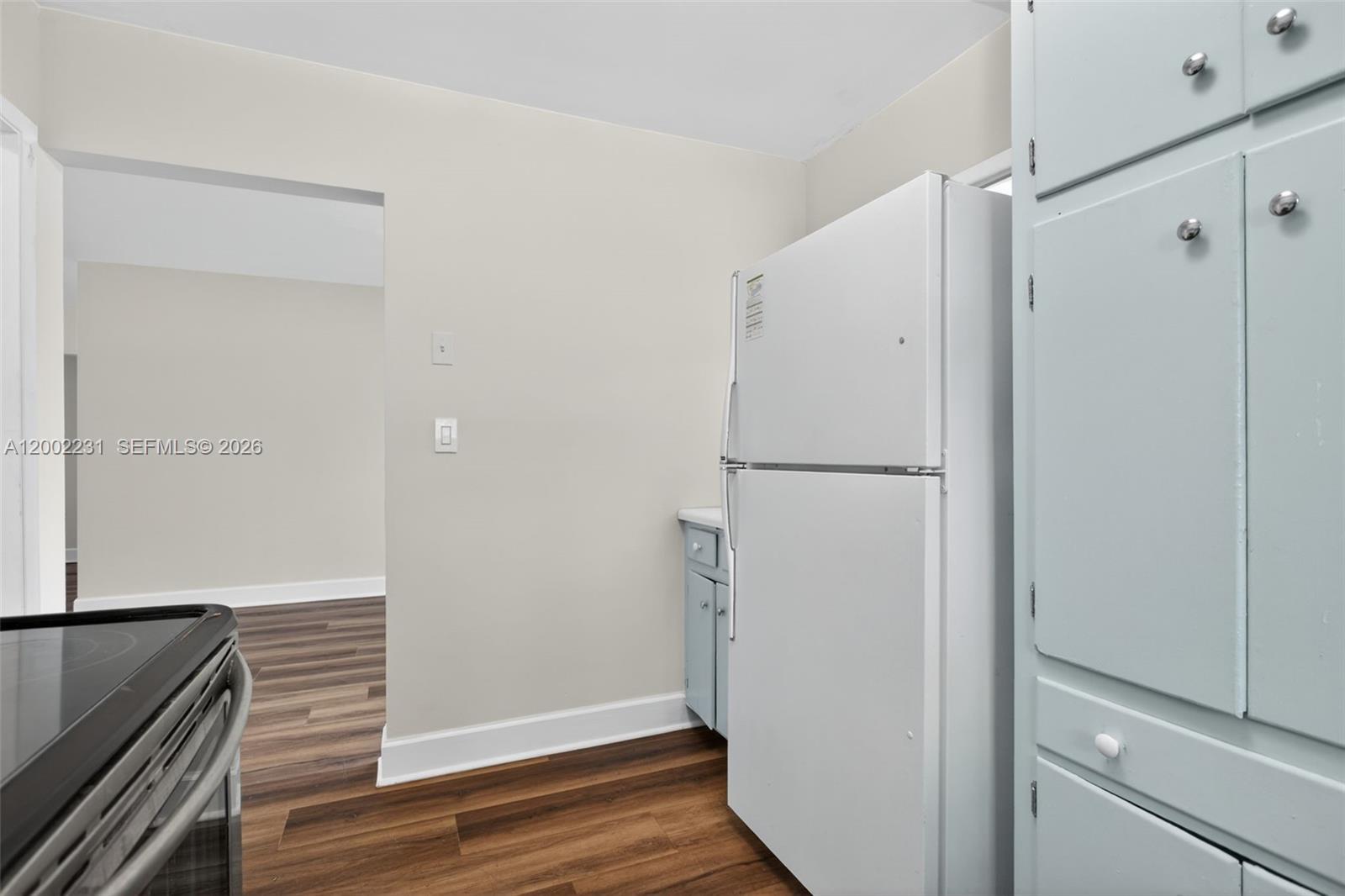 MEADOWBROOK - Residential