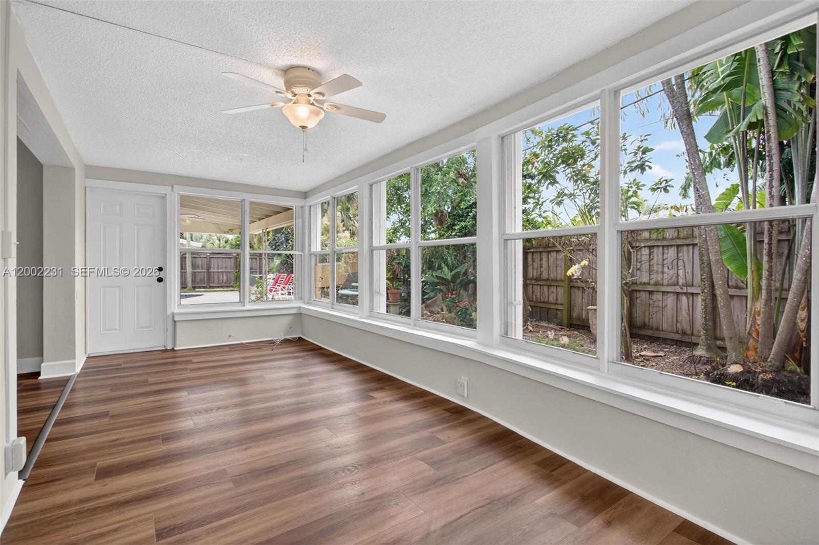 MEADOWBROOK - Residential