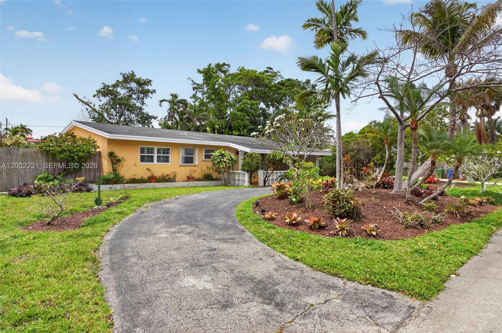 MEADOWBROOK - Residential