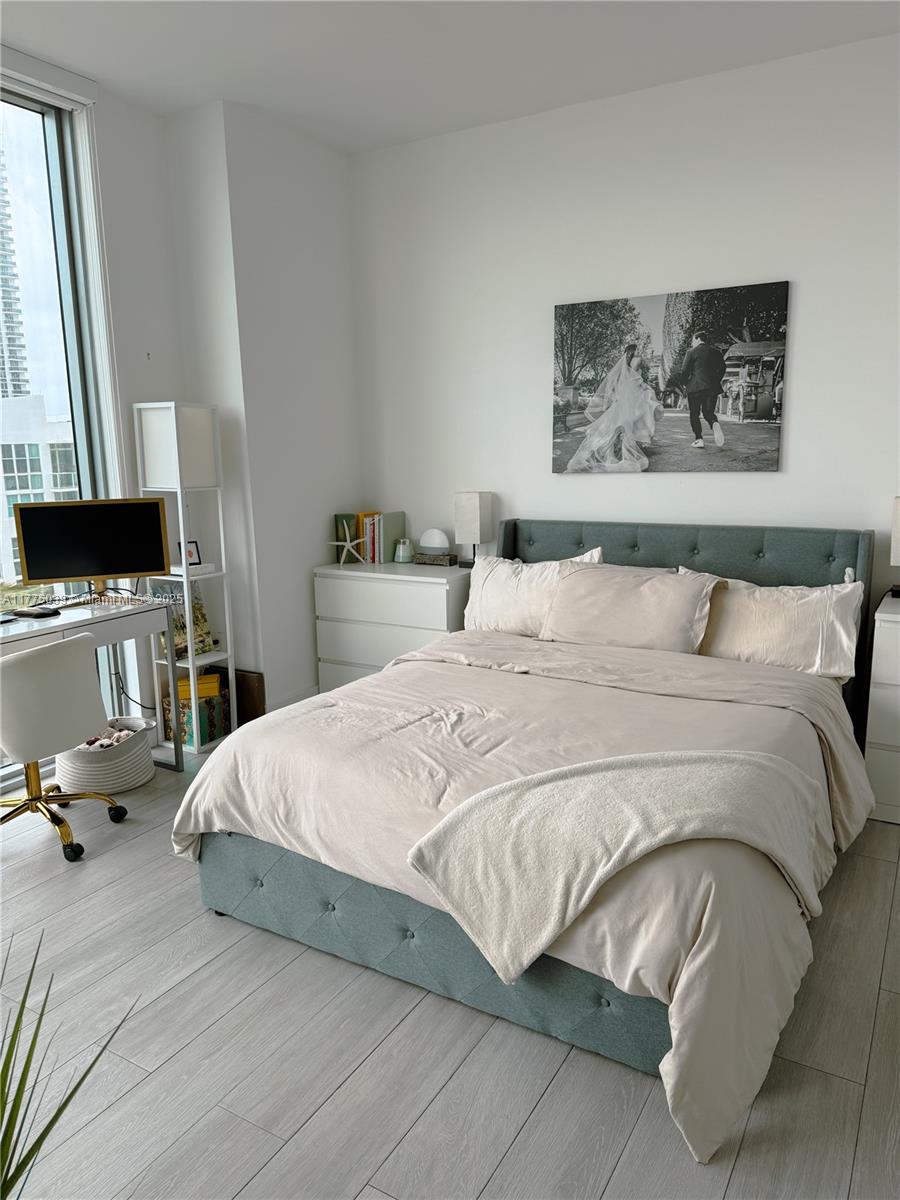 BISCAYNE BEACH CONDO - Residential Lease