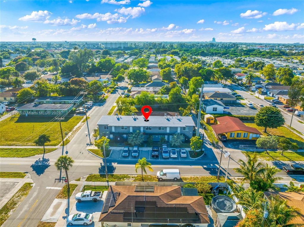 Photo of 2201 Greene St, Hollywood, FL 33020 (MLS # A11904275)