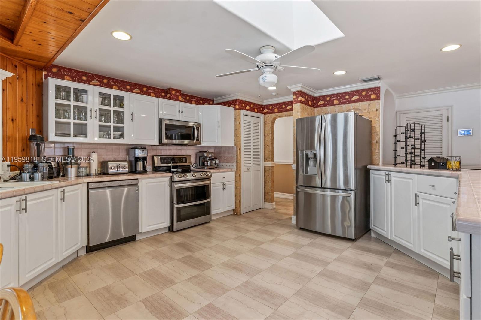 COUNTRY WALK SEC 3 - Residential