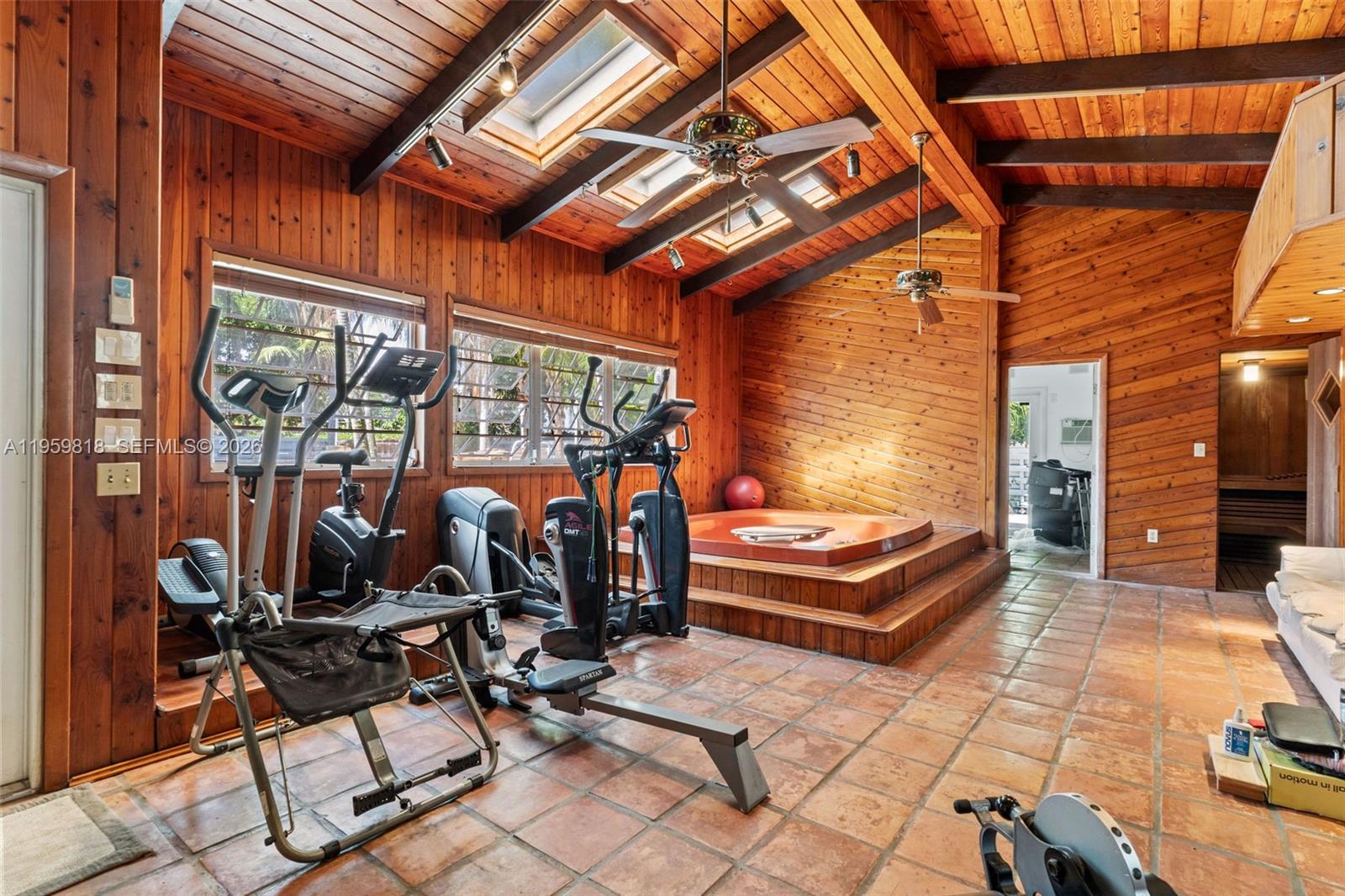 COUNTRY WALK SEC 3 - Residential