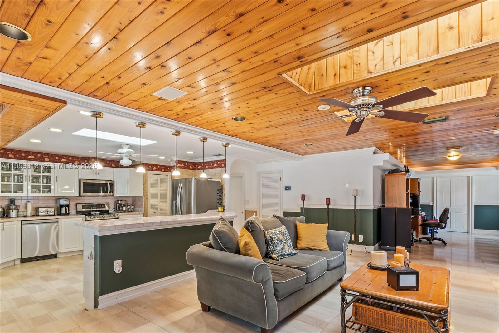 COUNTRY WALK SEC 3 - Residential