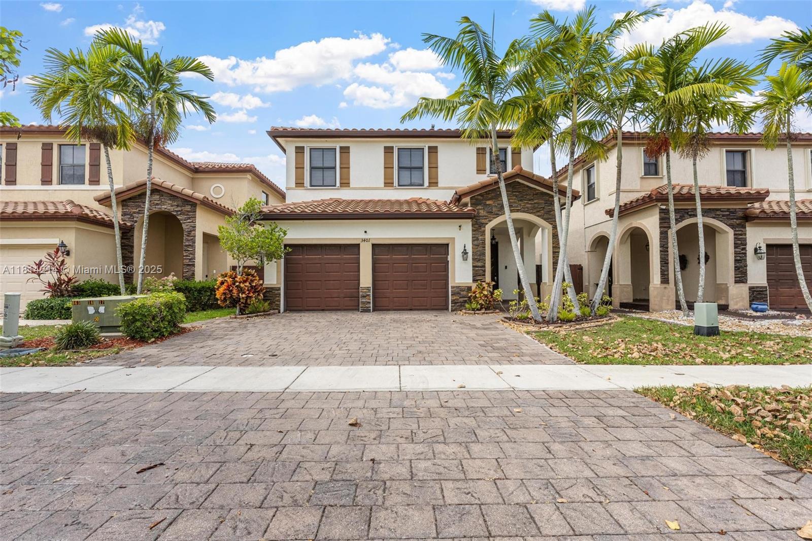 3401 Se 5th St, Homestead, Miami-Dade County, Florida - 5 Bedrooms  
3 Bathrooms - 