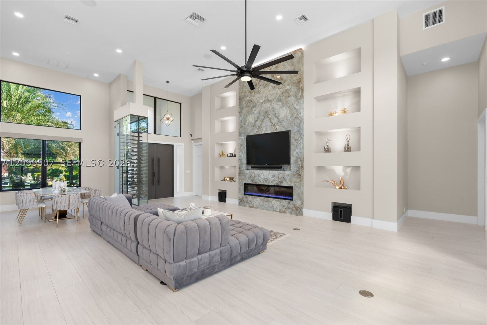 View photos, virtual tours, details... 2336 NE 27th St
