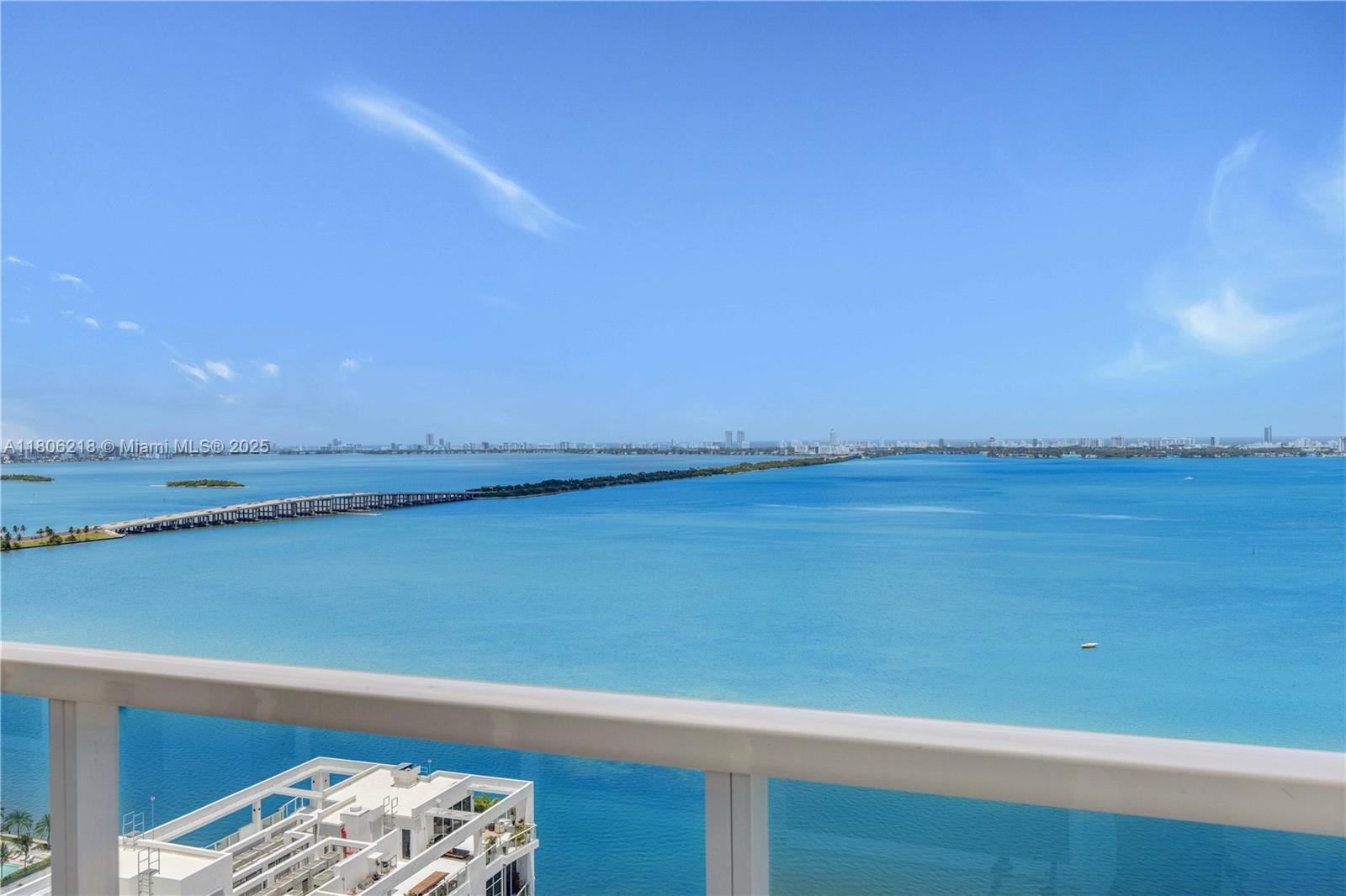 Rental Property at 600 Ne 27th St 3102, Miami, Broward County, Florida - Bedrooms: 3 
Bathrooms: 3  - $6,150 MO.