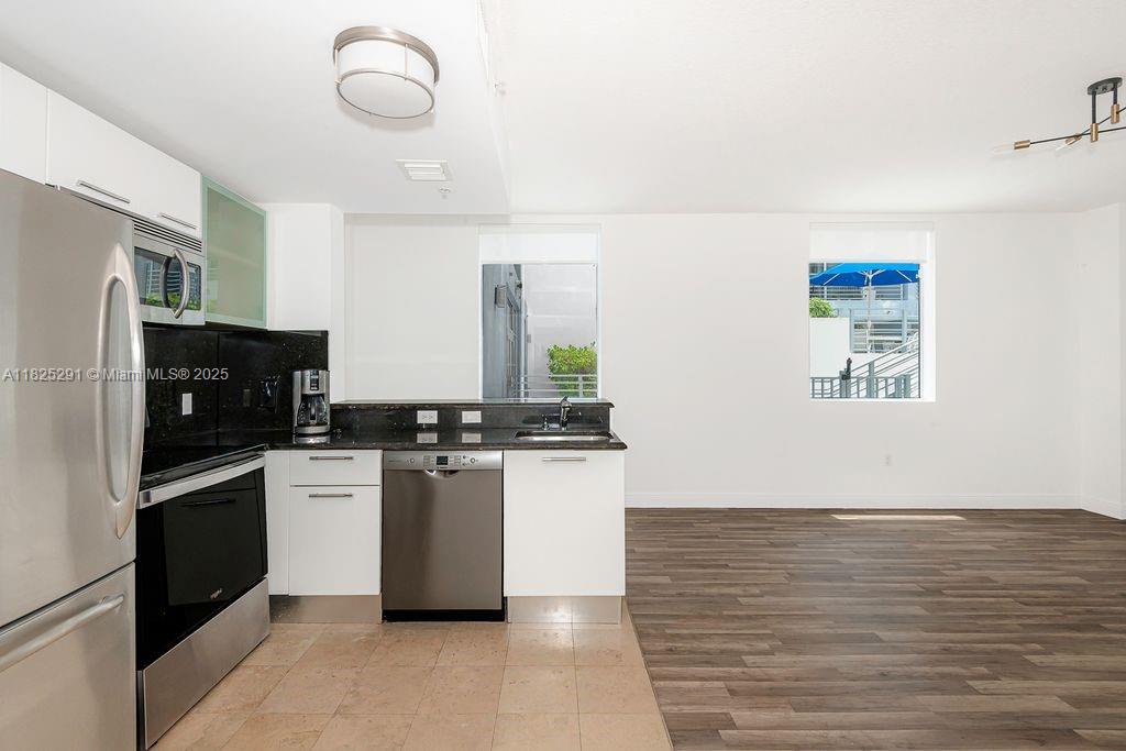 3339 Virginia St 205