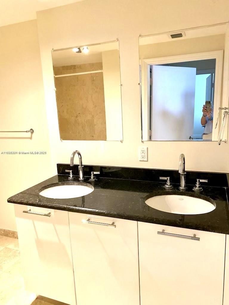 3339 Virginia St 205, Miami, FL, 33133/$499,000 3 3339 Virginia St 205