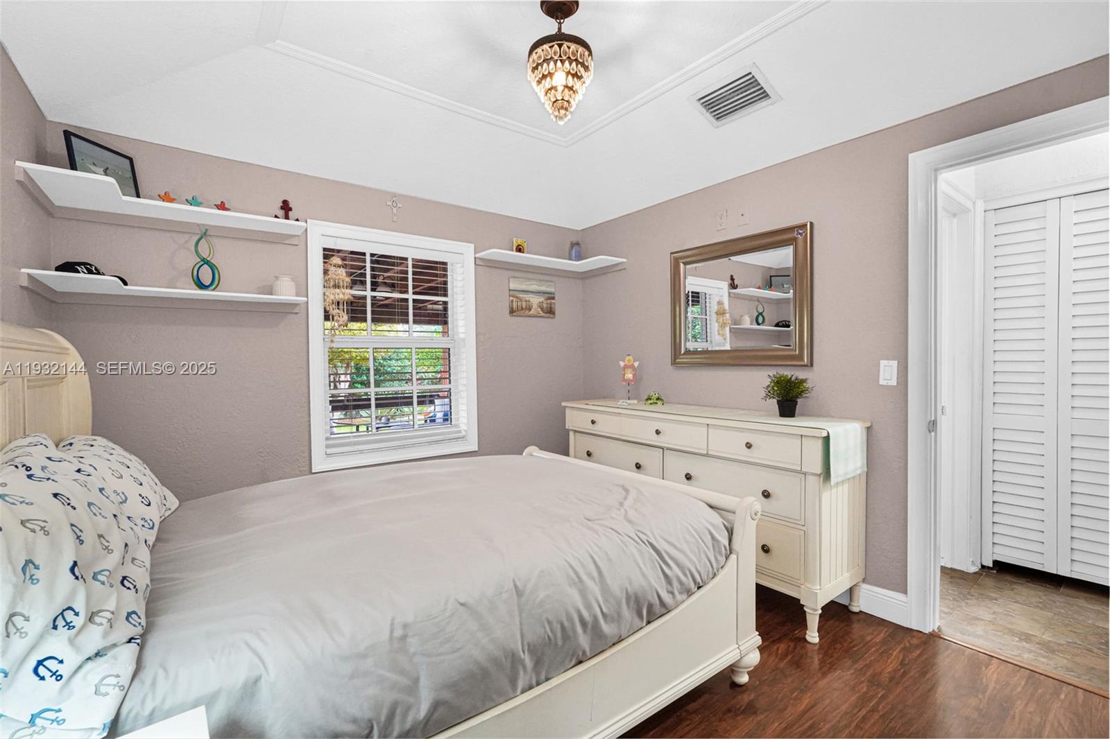 BIRD ROAD ESTATES - Residential