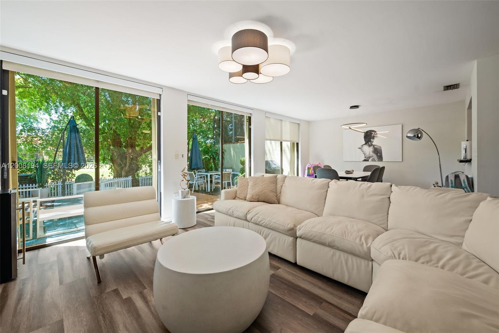 COSTA DEL SOL CONDO R - Residential Lease