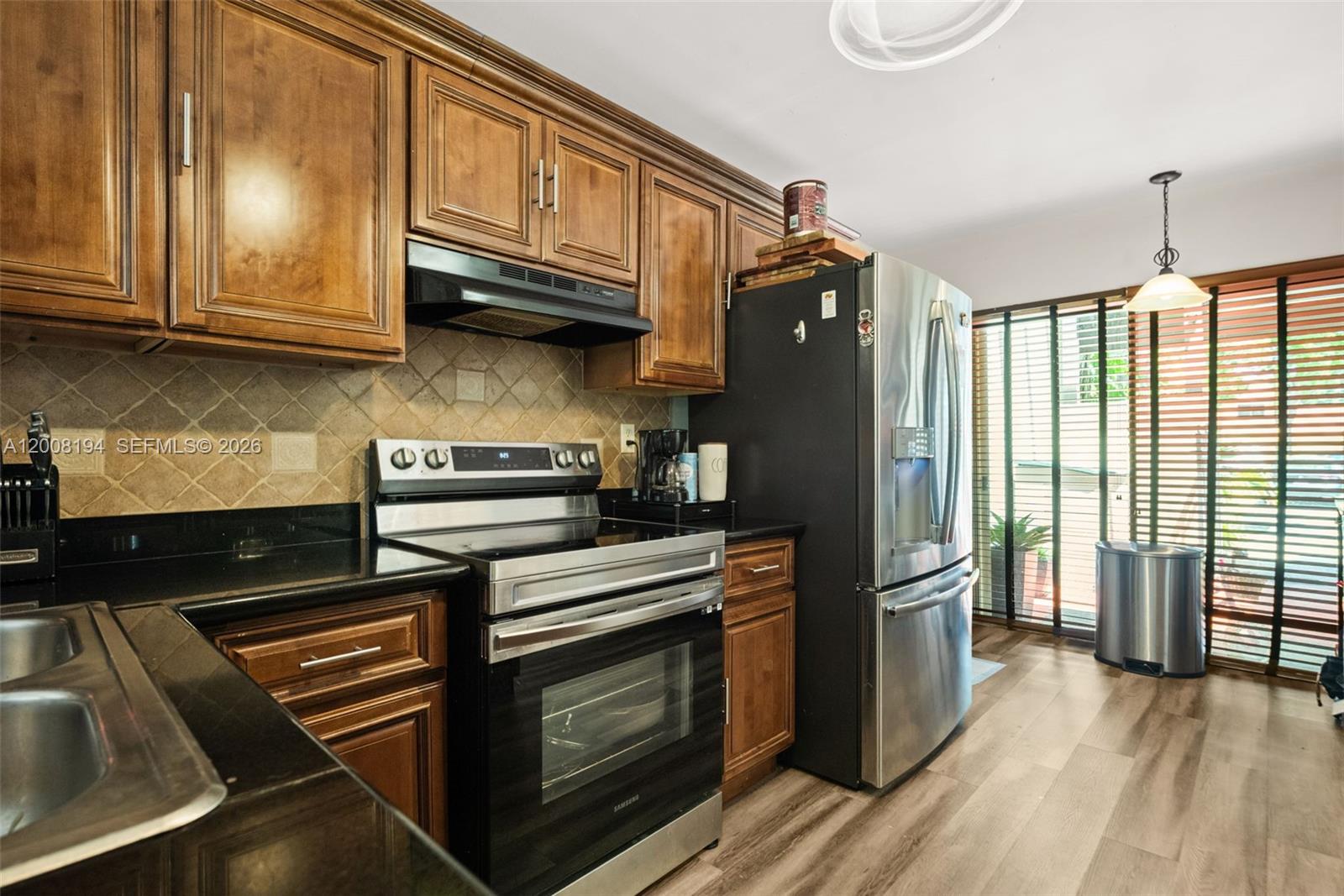 COSTA DEL SOL CONDO R - Residential Lease