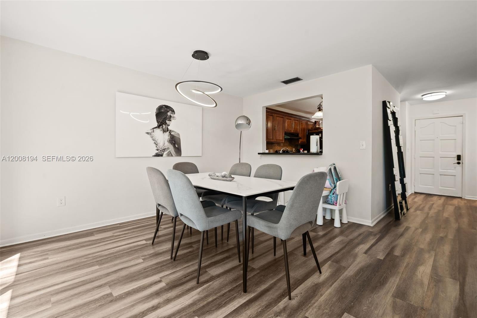 COSTA DEL SOL CONDO R - Residential Lease