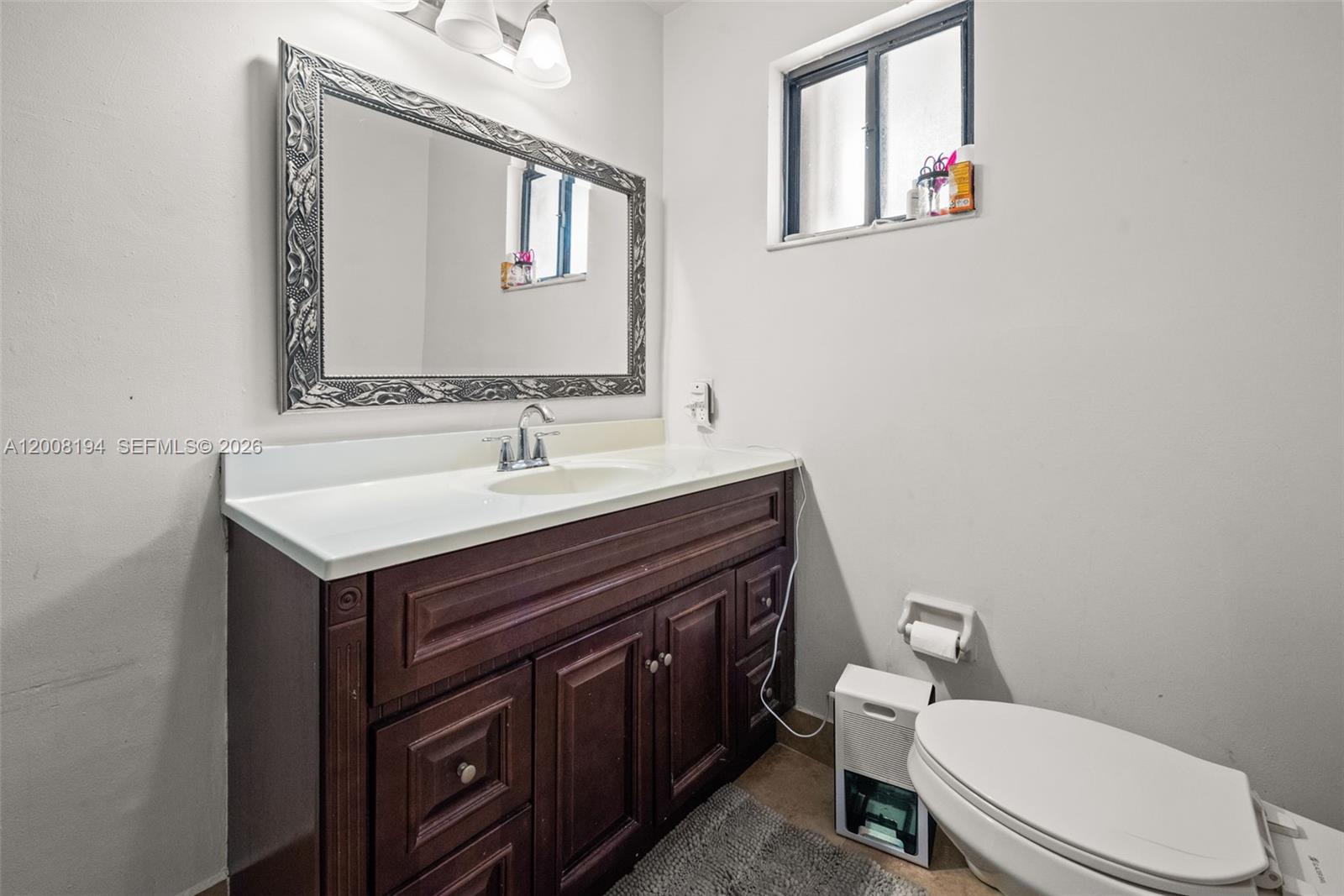 COSTA DEL SOL CONDO R - Residential Lease