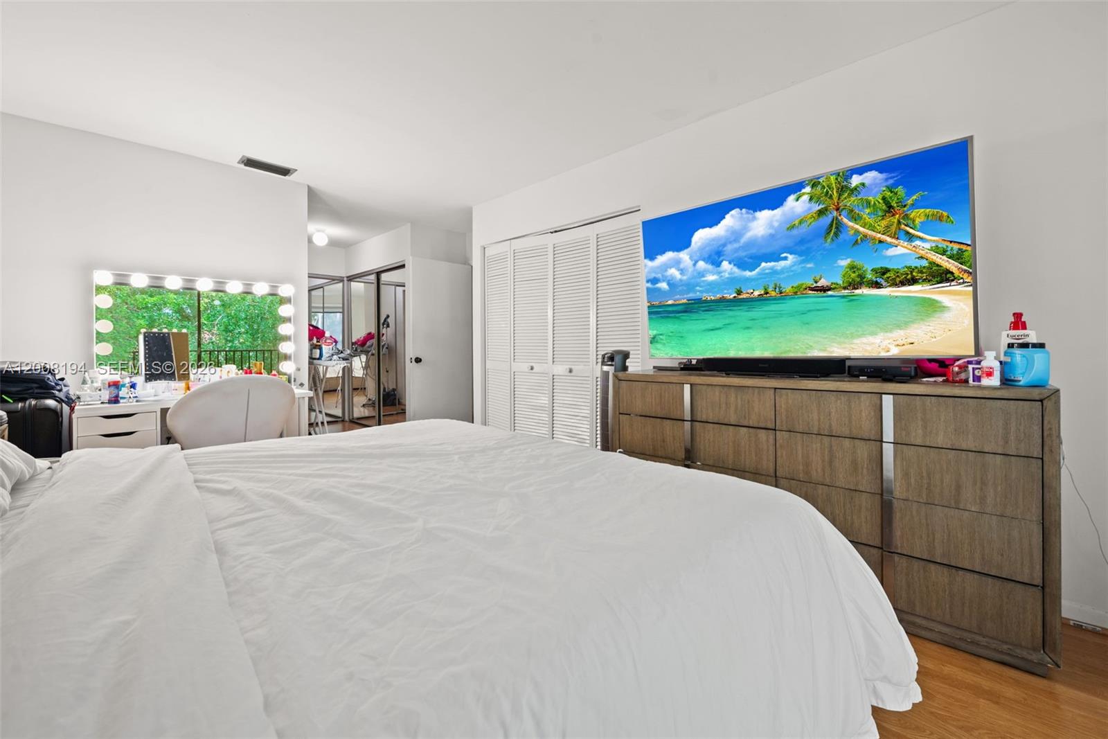 COSTA DEL SOL CONDO R - Residential Lease