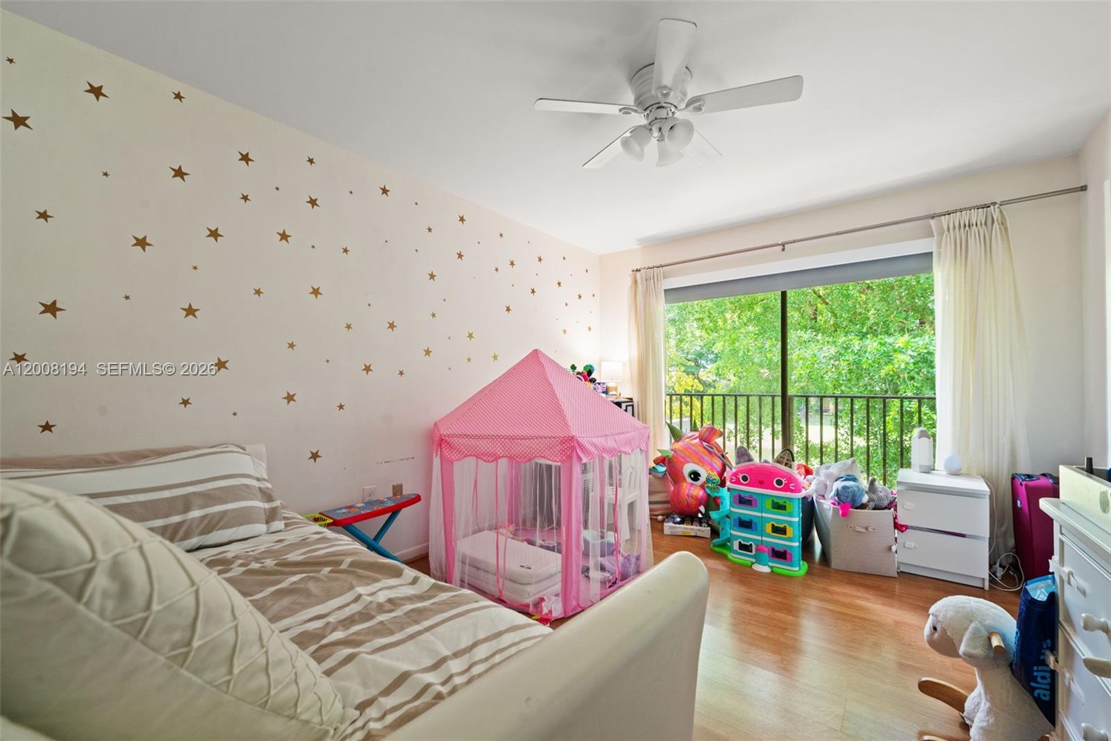 COSTA DEL SOL CONDO R - Residential Lease
