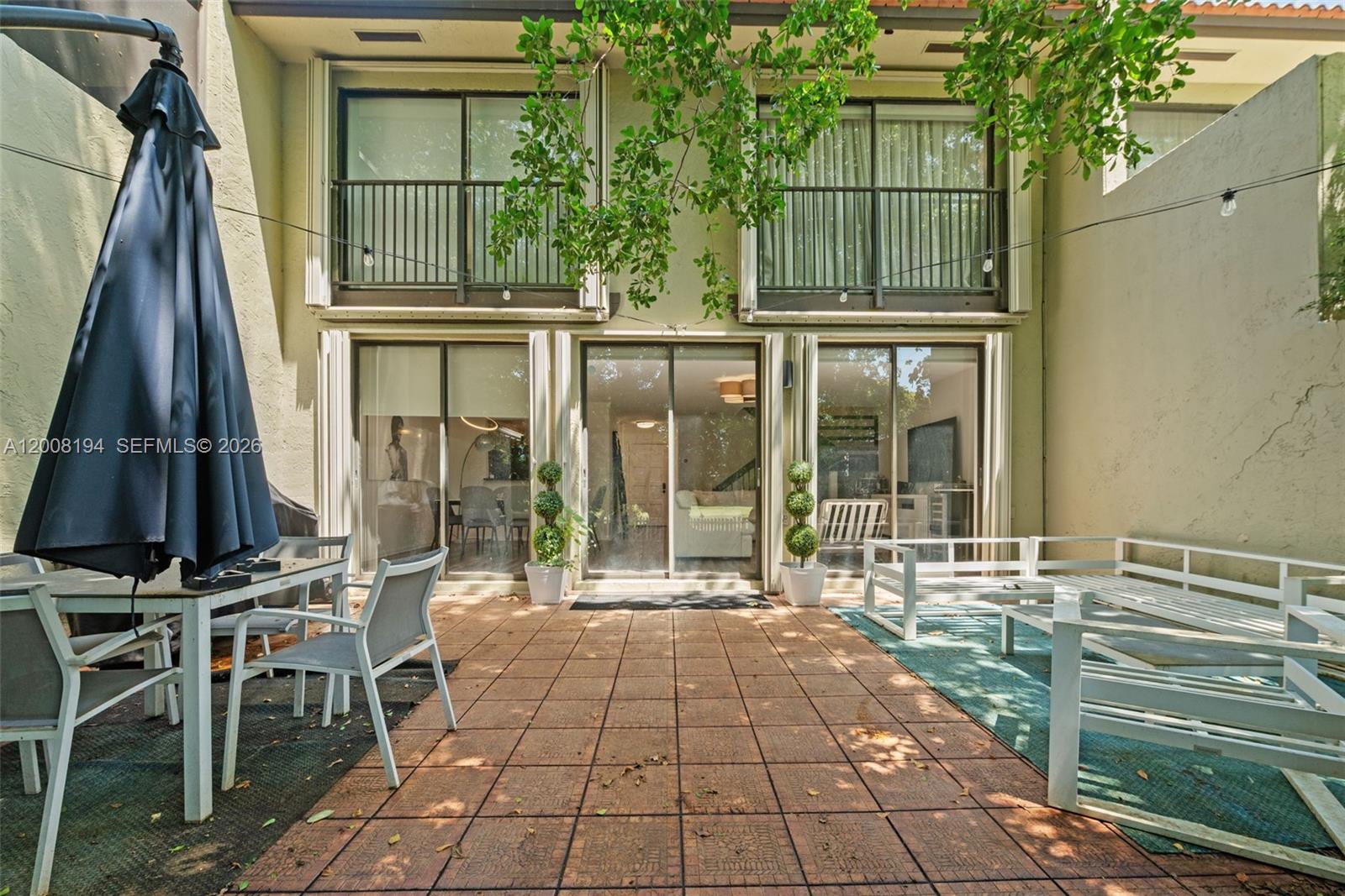 COSTA DEL SOL CONDO R - Residential Lease