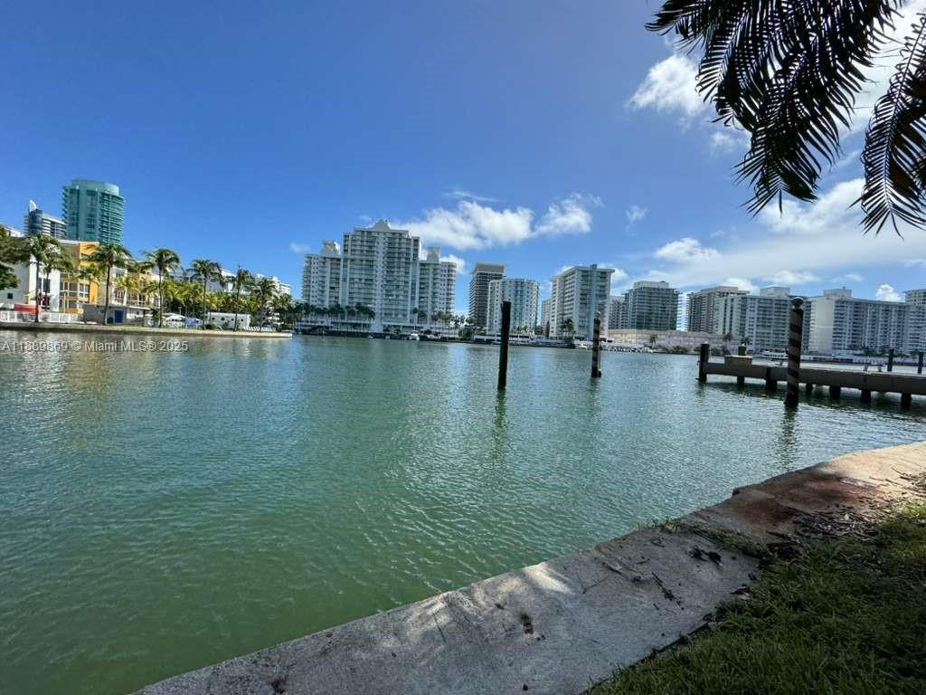 BEACH VIEW ADDITION - Residential Lease