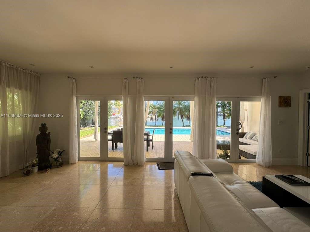 BEACH VIEW ADDITION - Residential Lease