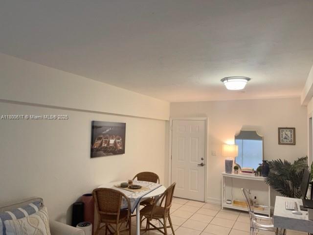 KEY ISLANDER CONDO - Residential Lease