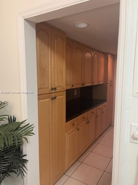 KEY ISLANDER CONDO - Residential Lease