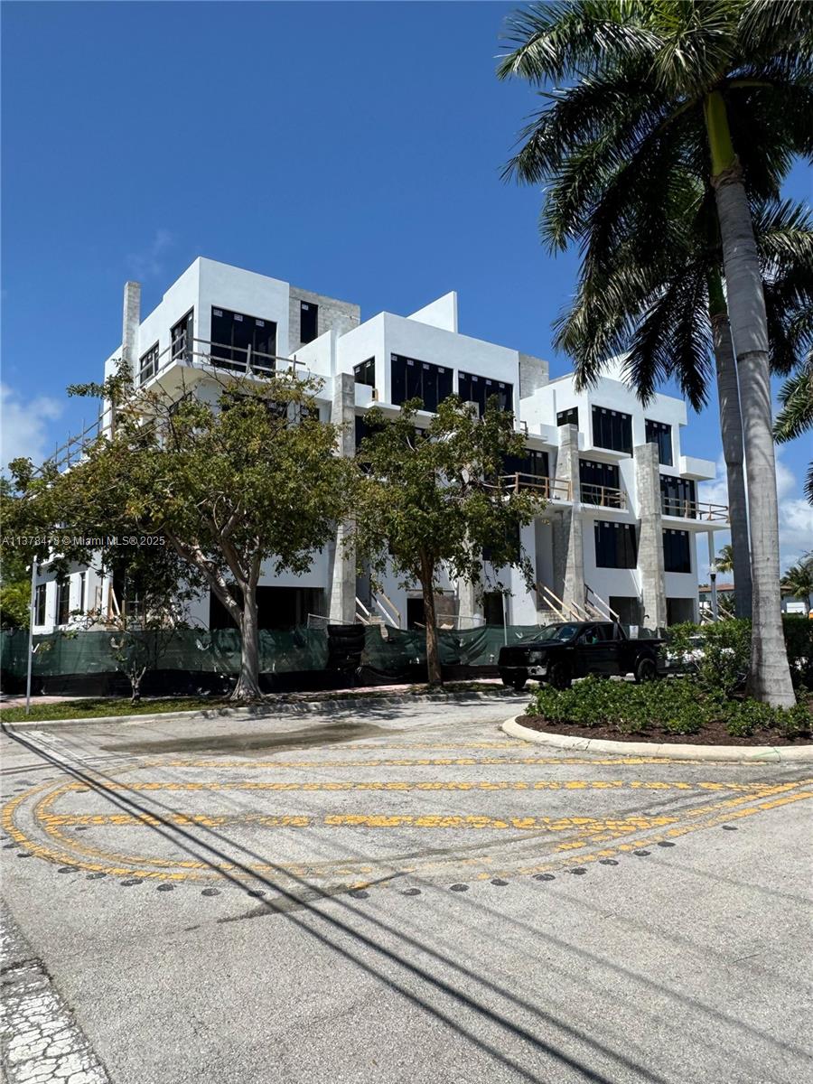 7300 Trouville Esplanade 3, Miami Beach, Miami-Dade County, Florida - 4 Bedrooms  
3 Bathrooms - 