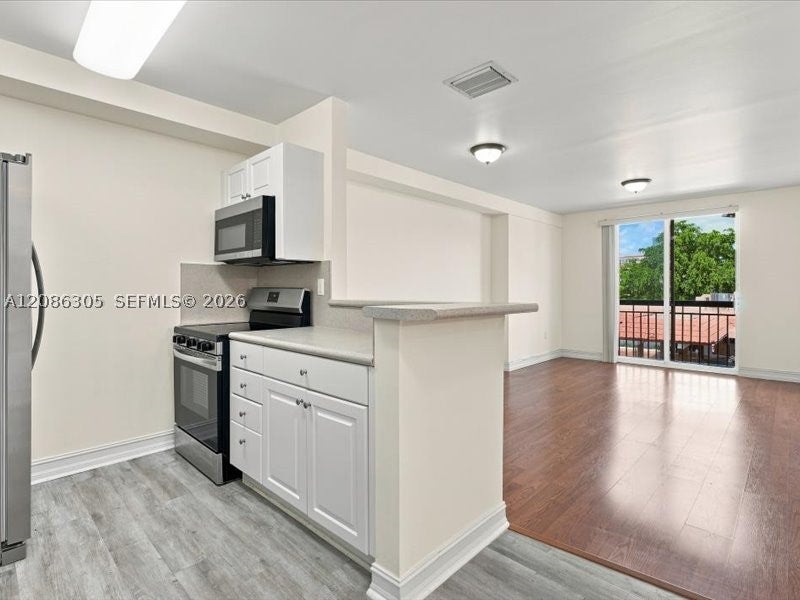 2501 SW Douglas Rd 202