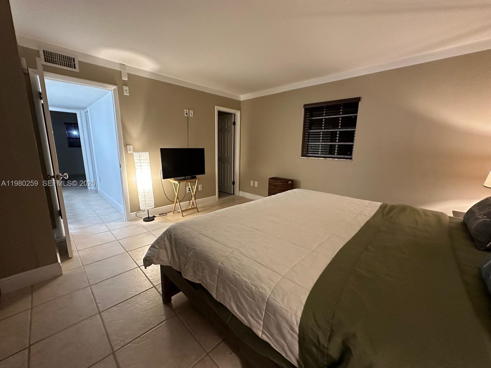 COURTYARDS AT KENDALL CON - Residential