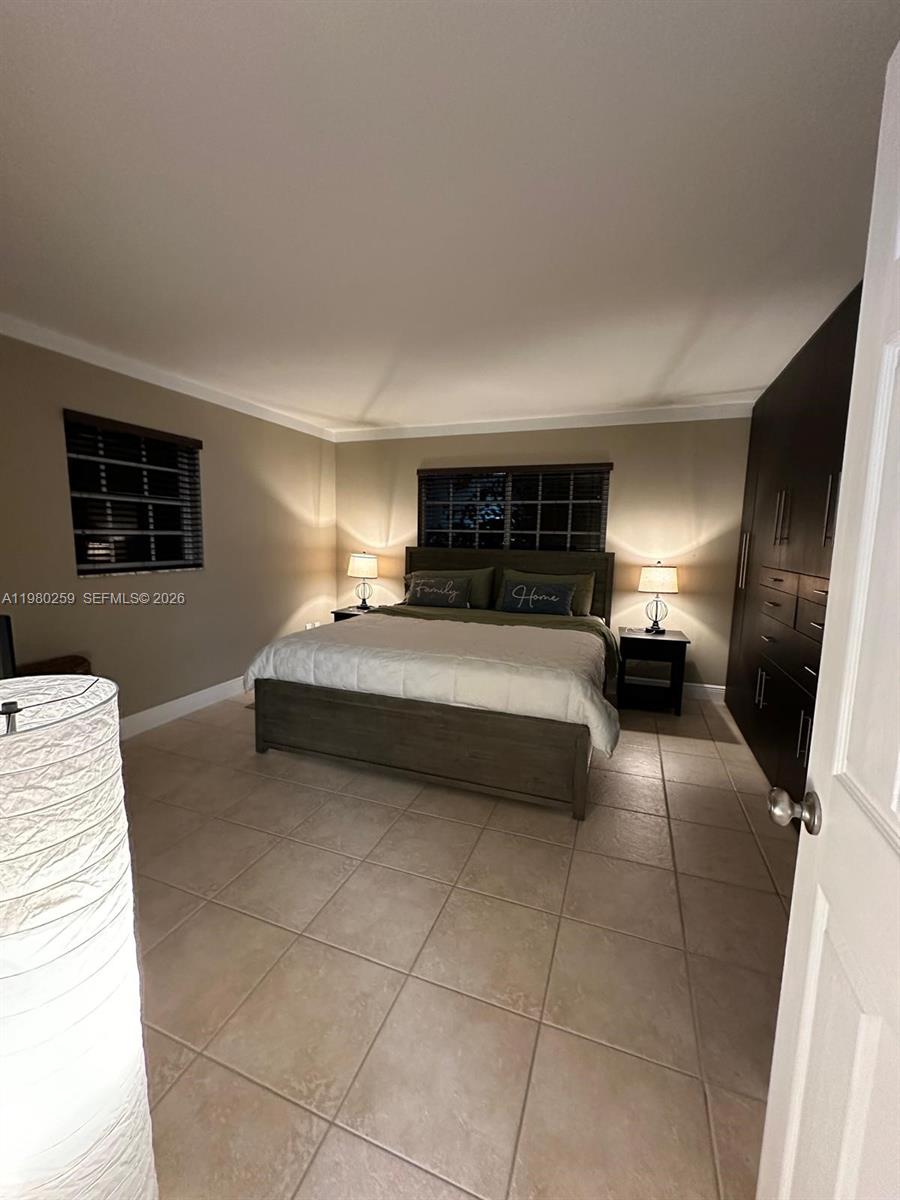 COURTYARDS AT KENDALL CON - Residential