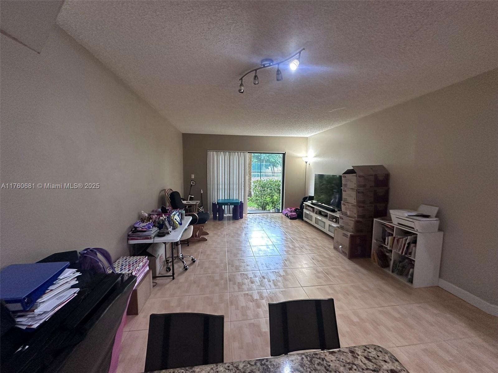 8290 Lake Dr 139