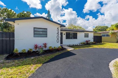 Photo of 5400 Van Buren St, Hollywood, FL 33021 (MLS # A11976305)