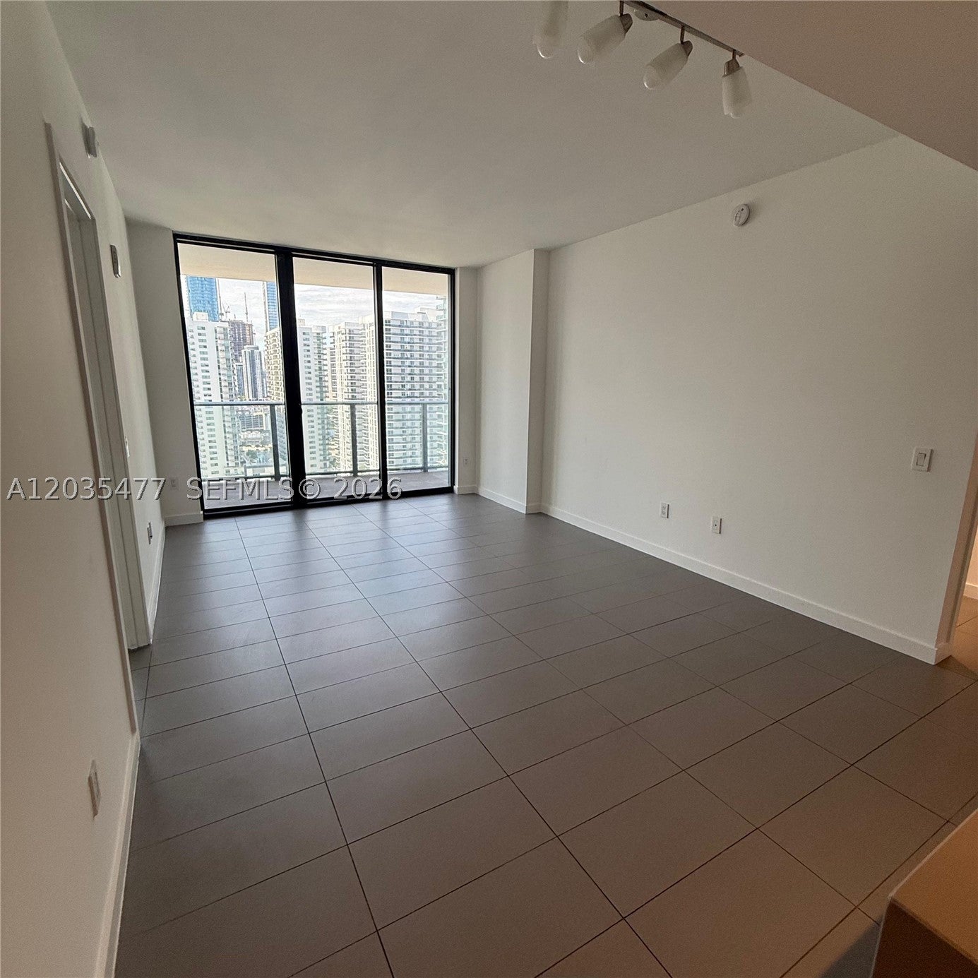 1600 NE 1st Ave 2607