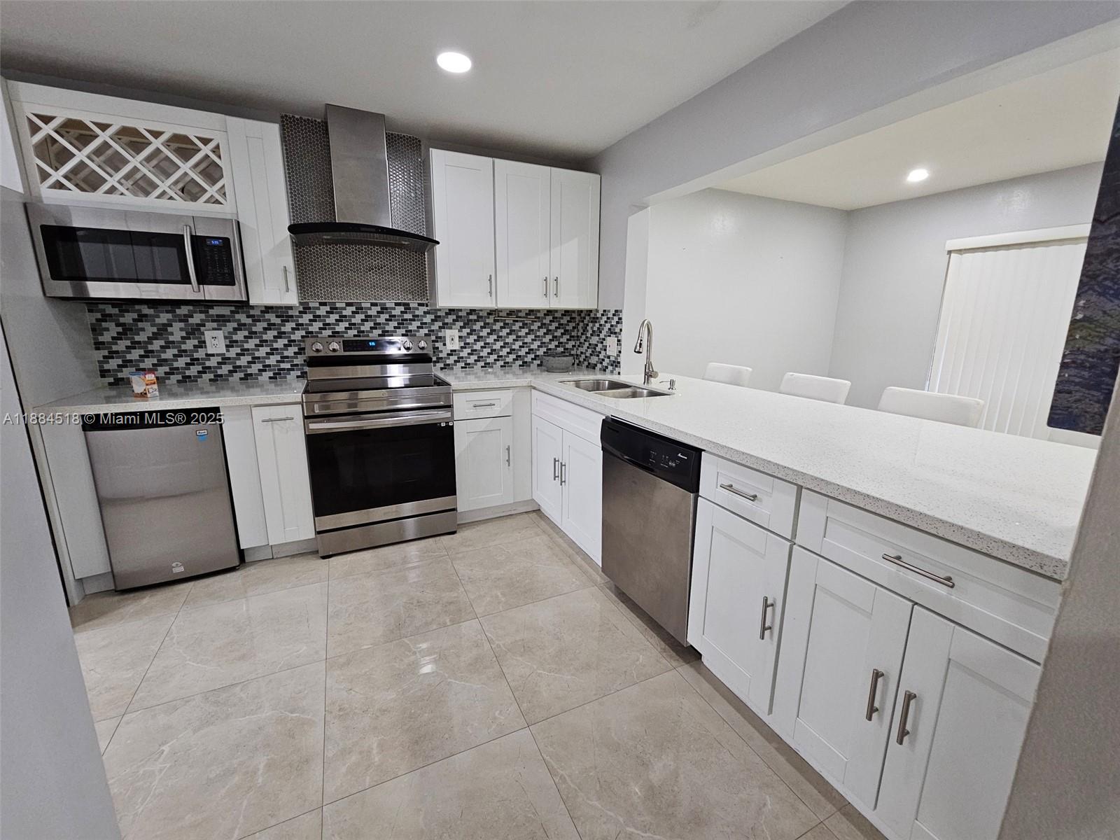 TARTAN COCONUT CREEK PHAS - Residential Lease