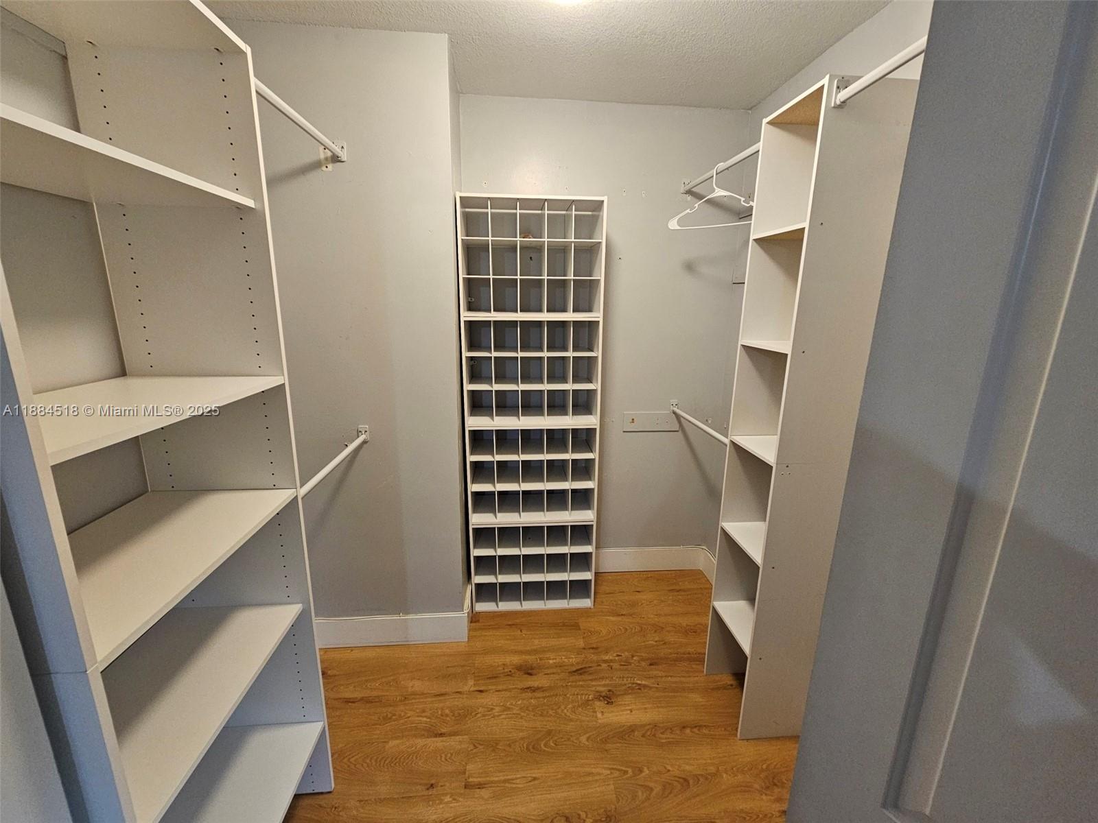 TARTAN COCONUT CREEK PHAS - Residential Lease