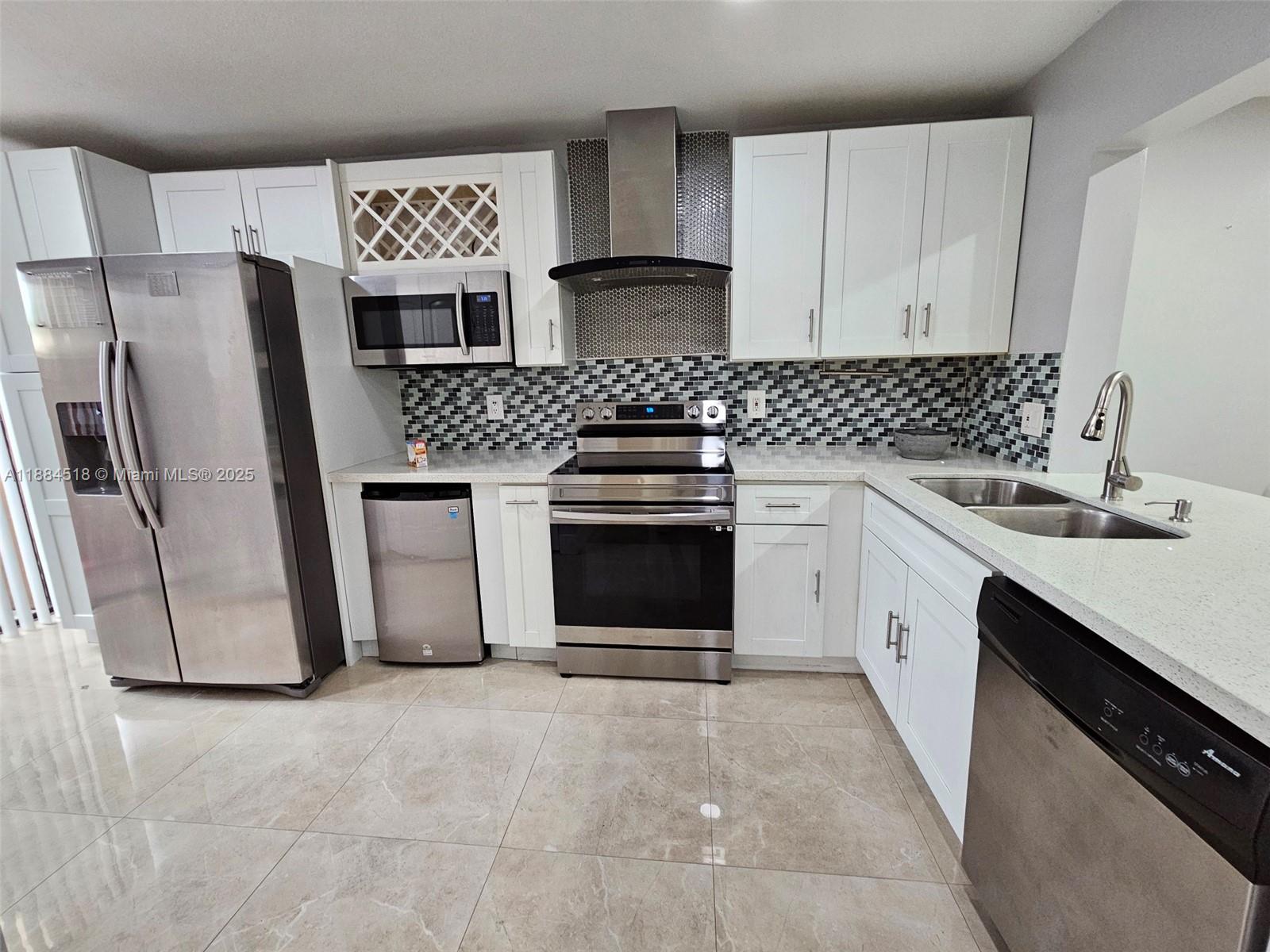 TARTAN COCONUT CREEK PHAS - Residential Lease
