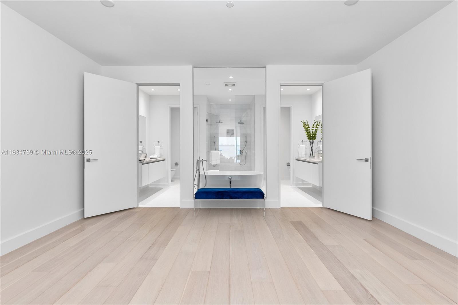 ESCOTTONIA PARK - Residential