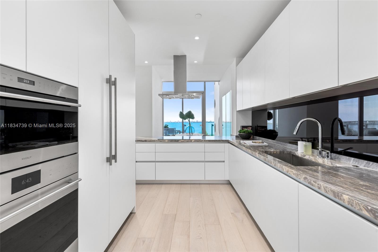 ESCOTTONIA PARK - Residential