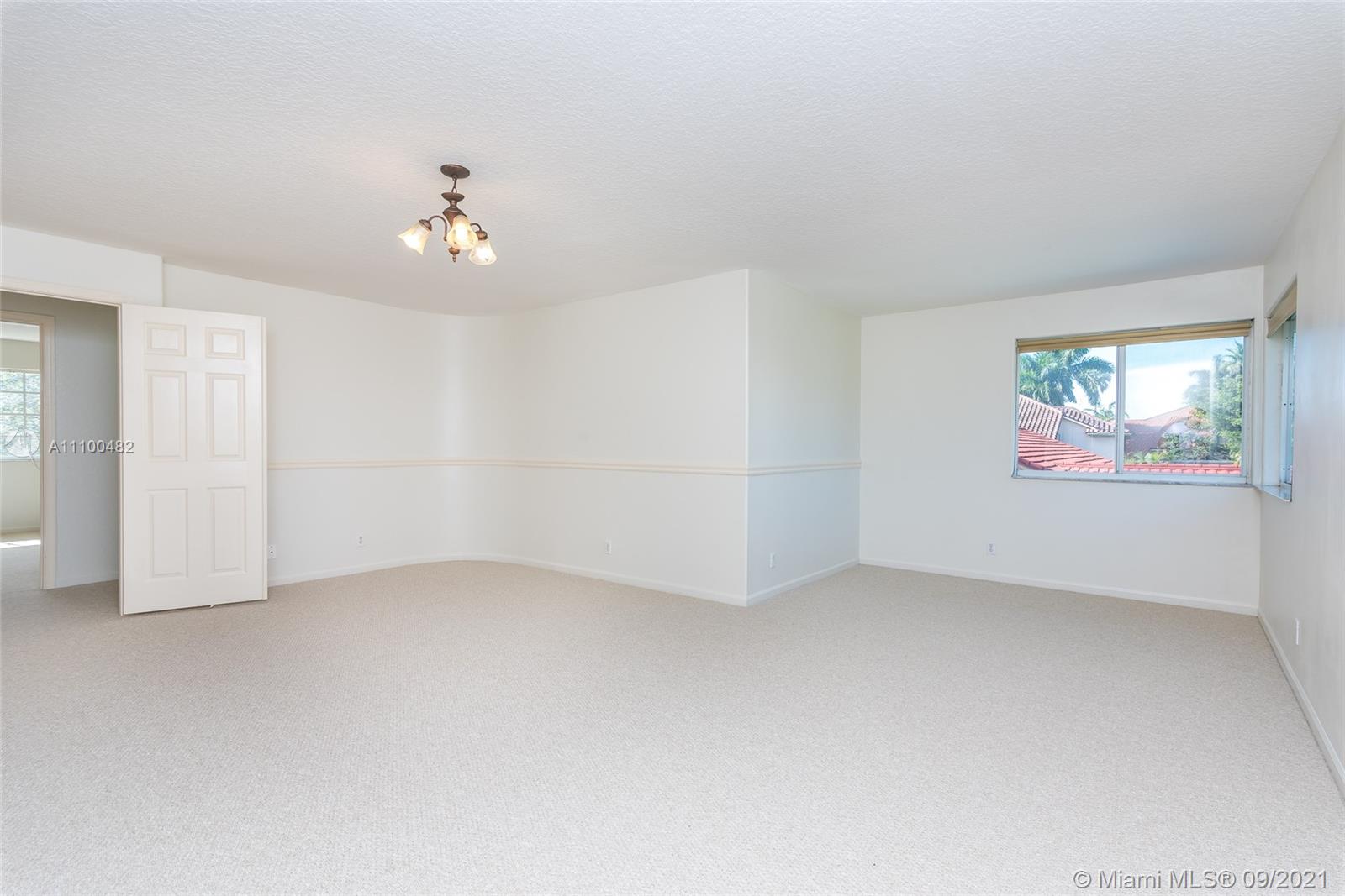 SILVER LAKES AT PEMBROKE - Residential Lease