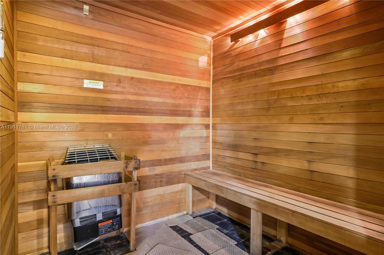 INFINITY AT BRICKELL COND - Residential Lease