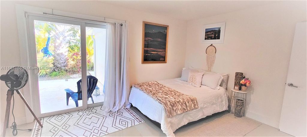 listing image 89